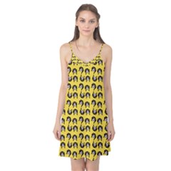 Retro Girl Daisy Chain Pattern Yellow Camis Nightgown