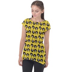 Retro Girl Daisy Chain Pattern Yellow Cap Sleeve High Low Top