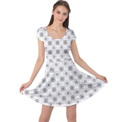 Pattern Black And White Flower Cap Sleeve Dress by Alisyart