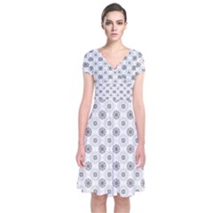 Pattern Black And White Flower Short Sleeve Front Wrap Dress