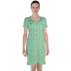 Background Polka Green Short Sleeve Nightdress