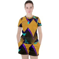 Geometric Gradient Psychedelic Women s Tee And Shorts Set