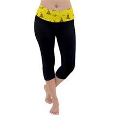 Gadsden Flag Don t Tread On Me Yellow And Black Pattern With American Stars Lightweight Velour Capri Yoga Leggings