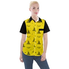 Gadsden Flag Don t Tread On Me Yellow And Black Pattern With American Stars Women s Short Sleeve Pocket Shirt