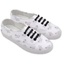 Messy Life Phrase Motif Typographic Pattern Women s Classic Low Top Sneakers View3