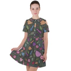 Floral pattern Short Sleeve Shoulder Cut Out Dress 
