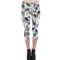 Leaves Pattern Colors Nature Design Capri Leggings 