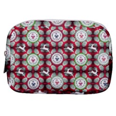 Christmas Happy Holidayw Make Up Pouch (small) by Vaneshart