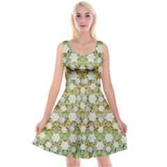 Snowflakes Slightly Snowing Down On The Flowers On Earth Reversible Velvet Sleeveless Dress