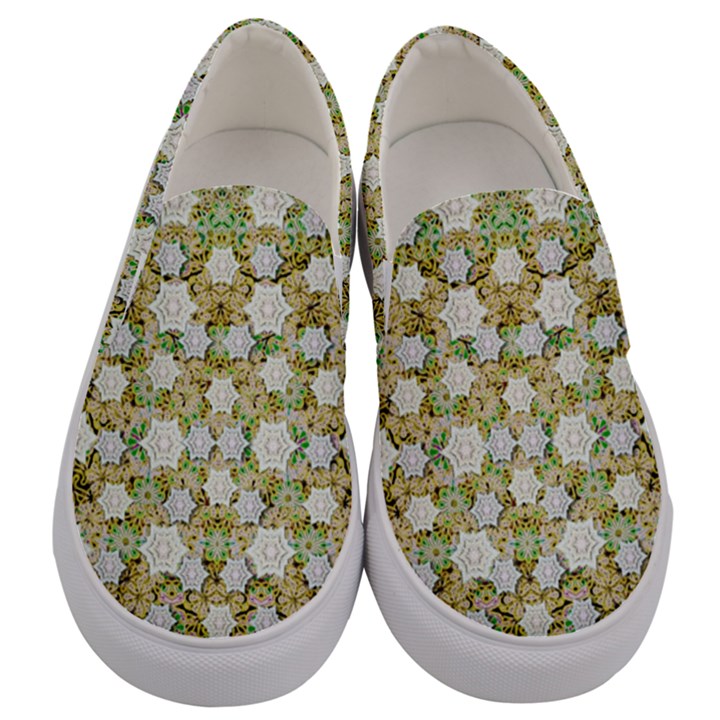 Snowflakes Slightly Snowing Down On The Flowers On Earth Men s Canvas Slip Ons