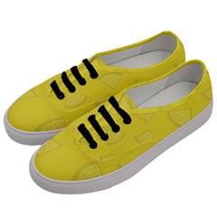 Yellow Pineapple Background Men s Classic Low Top Sneakers