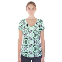 Texture Dots Pattern Short Sleeve Front Detail Top