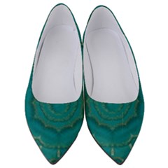 Over The Calm Sea Is The Most Beautiful Star Women s Low Heels by pepitasart