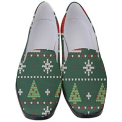 Beautiful Knitted Christmas Pattern Women s Classic Loafer Heels