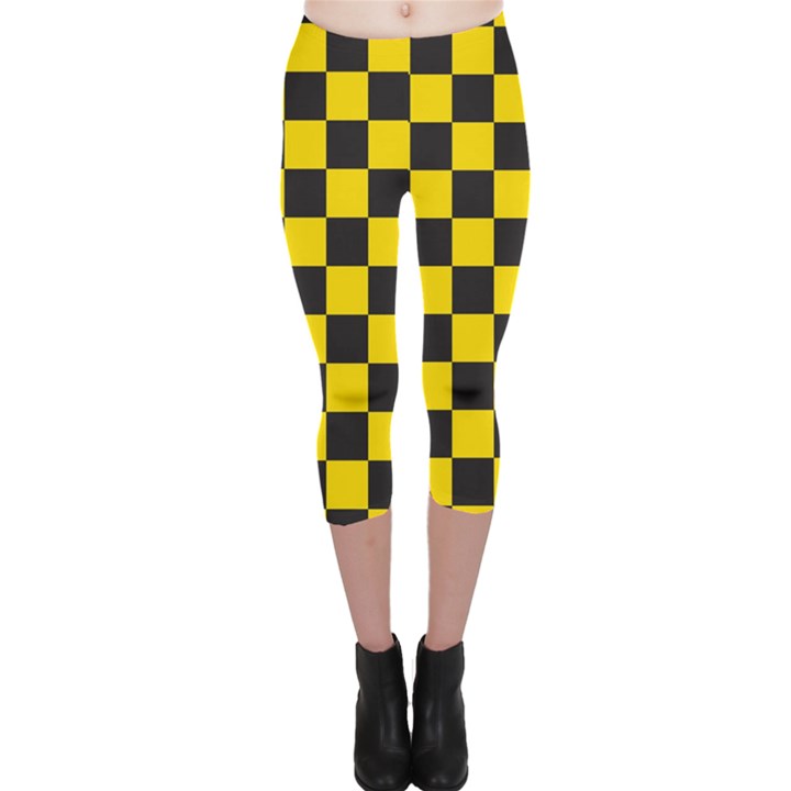 Checkerboard Pattern Black and Yellow Ancap Libertarian Capri Leggings 