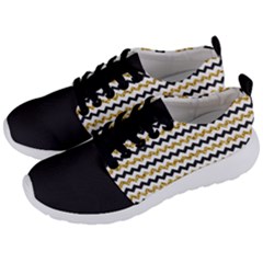 Black And Gold Glitters Zigzag Retro Pattern Golden Metallic Texture Men s Lightweight Sports Shoes