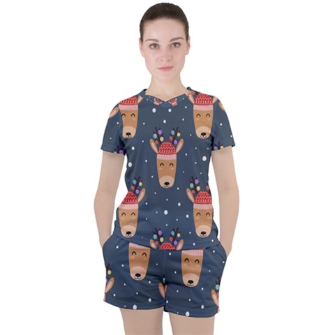 Cute Deer Heads Seamless Pattern Christmas Women s Tee And Shorts Set by Vaneshart