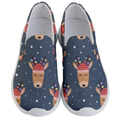 Cute Deer Heads Seamless Pattern Christmas Men s Lightweight Slip Ons by Vaneshart