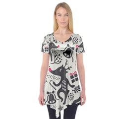 Hand Drawn Pattern Christmas Short Sleeve Tunic 