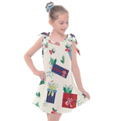 Christmas Gifts Pattern With Flowers Leaves Kids  Tie Up Tunic Dress by Vaneshart