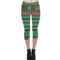 Knitted Christmas Pattern Green Red Capri Leggings  by Vaneshart