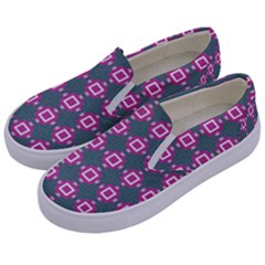 Df Izpilikua Estili Kids  Canvas Slip Ons by deformigo