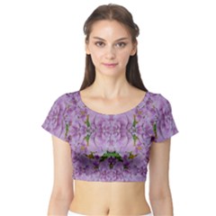Fauna Flowers In Gold And Fern Ornate Short Sleeve Crop Top