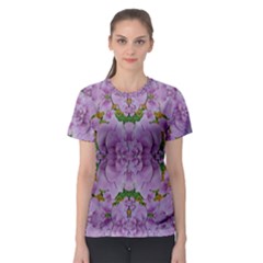 Fauna Flowers In Gold And Fern Ornate Women s Sport Mesh Tee