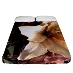 Lilies 1 5 Fitted Sheet (queen Size)