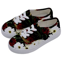 Roses 1 2 Kids  Classic Low Top Sneakers by bestdesignintheworld