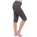 Dorris Lightweight Velour Cropped Yoga Leggings View3