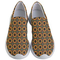 Banyan Women s Lightweight Slip Ons