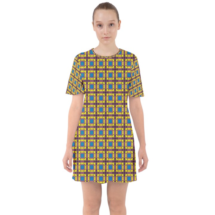 Montezuma Sixties Short Sleeve Mini Dress