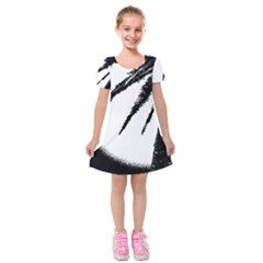 Black And White Tropical Moonscape Illustration Kids  Short Sleeve Velvet Dress by dflcprintsclothing