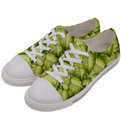 Seamless pattern with green leaves Women s Low Top Canvas Sneakers