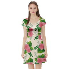 Cute Pink Flowers With Leaves-pattern Short Sleeve Skater Dress by BangZart