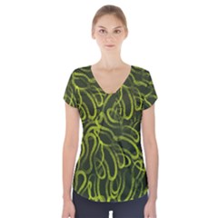Green abstract stippled repetitive fashion seamless pattern Short Sleeve Front Detail Top