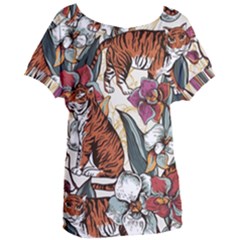 Natural seamless pattern with tiger blooming orchid Women s Oversized Tee