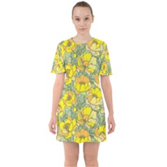 Seamless Pattern With Graphic Spring Flowers Sixties Short Sleeve Mini Dress