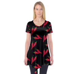 Red, hot jalapeno peppers, chilli pepper pattern at black, spicy Short Sleeve Tunic 