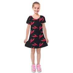 Red, hot jalapeno peppers, chilli pepper pattern at black, spicy Kids  Short Sleeve Velvet Dress