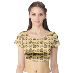 Inka Cultur Animal - Animals And Occult Religion Short Sleeve Crop Top by DinzDas