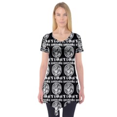 Inka Cultur Animal - Animals And Occult Religion Short Sleeve Tunic  by DinzDas