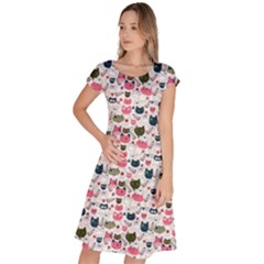 Adorable Seamless Cat Head Pattern01 Classic Short Sleeve Dress