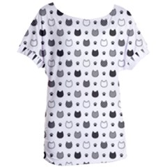 kitten head paw footprint seamless pattern 1 Women s Oversized Tee