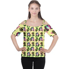 60s Girl Yellow Floral Daisy Cutout Shoulder Tee