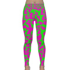 Neon Big Cat Classic Yoga Leggings by Angelandspot