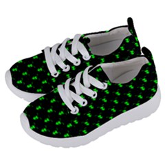 Neon Green Bug Insect Heads on Black Kids  Lightweight Sports Shoes