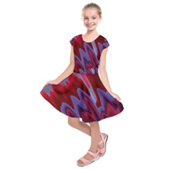 Red Blue Zig Zag Waves Pattern Kids  Short Sleeve Dress by SpinnyChairDesigns