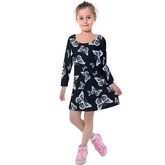 Black And White Butterfly Pattern Kids  Long Sleeve Velvet Dress by SpinnyChairDesigns